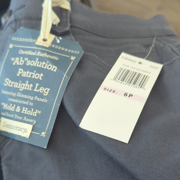 NWT Democracy 'Ab'solution Patriot Straight Leg Pants in Gray Size 6P - Picture 2 of 7
